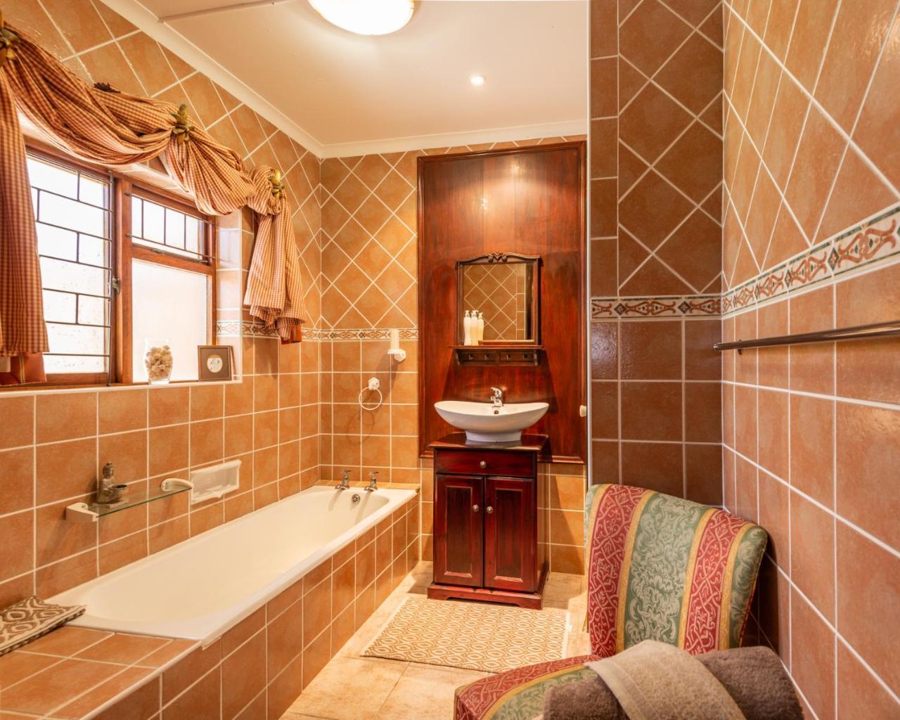Brown Jug Guest House Hermanus Kültér fotó