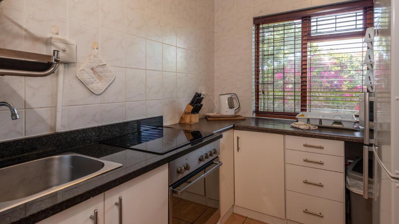Brown Jug Guest House Hermanus Kültér fotó